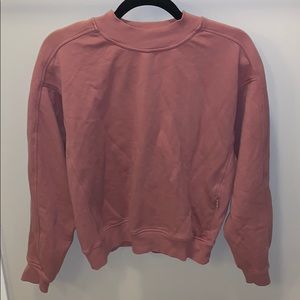 LULULEMON sweatshirt